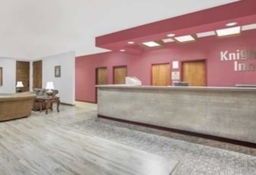 모텔 Knights Inn Crockett