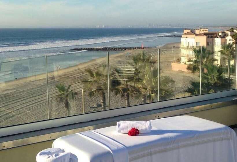 Pier South Resort, Autograph Collection