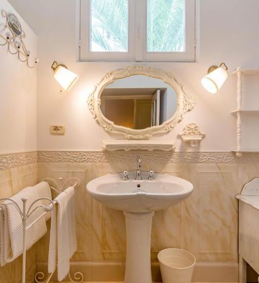 ベッドアンドブレックファースト Palazzo Tre Cardi