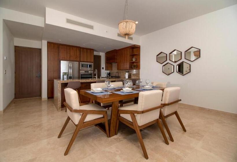 Bohari Palmilla