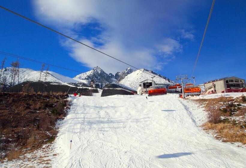 فندق Privileged Lesná   With Garden Terrace, Tatranská Lomnica 2 Km