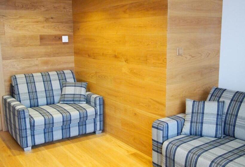 فندق Privileged Lesná   With Garden Terrace, Tatranská Lomnica 2 Km