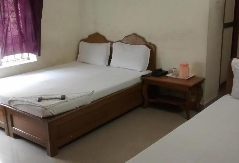 پانسیون Central Saphire Residency Only For Indians