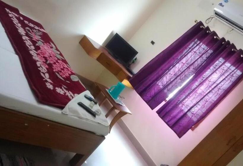 膳宿费 Central Saphire Residency Only For Indians