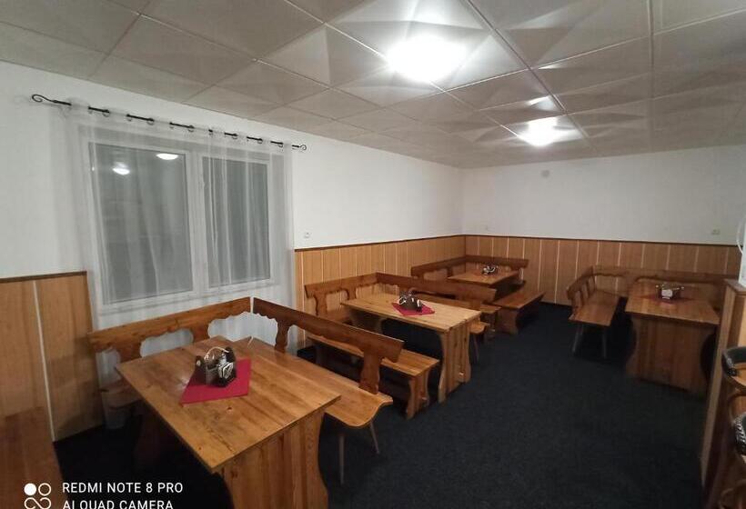 پانسیون Penzion Modřanka