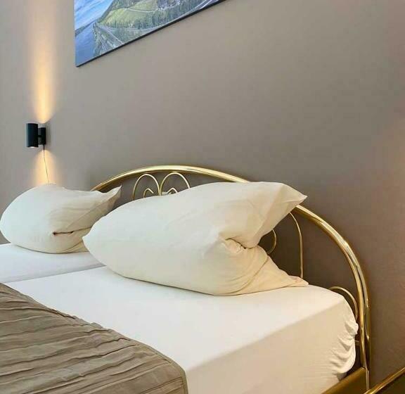 Weingut Pieper Vinothek & Hotel Am Drachenfels