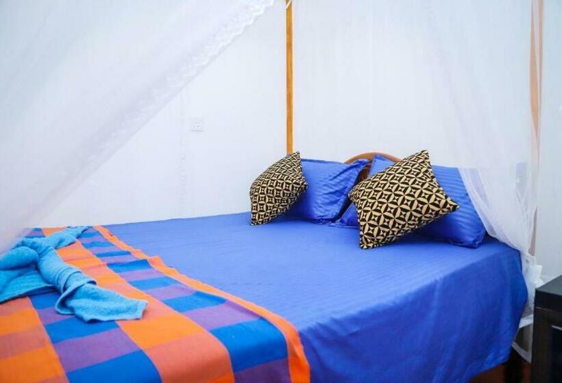 Bed and Breakfast Mango Shade Mirissa