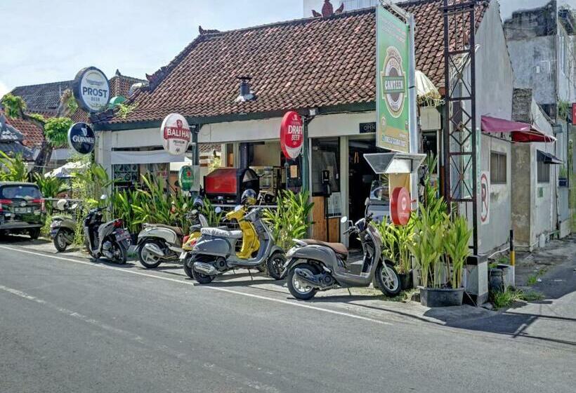 Отель Oyo 90814 Bali Day