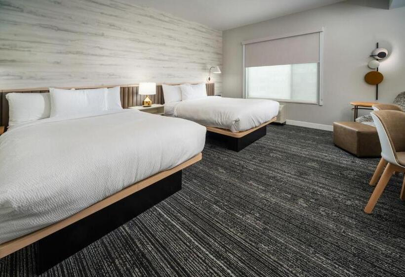 هتل Towneplace Suites By Marriott Louisville Downtown