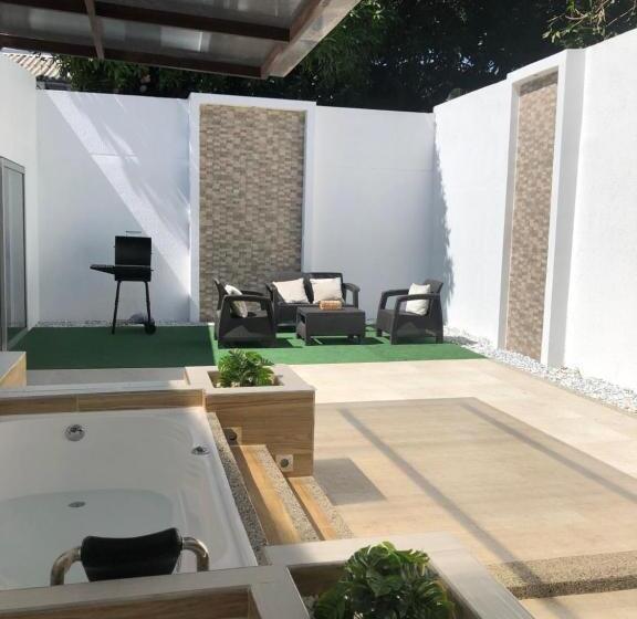 پانسیون Casa Lourdes