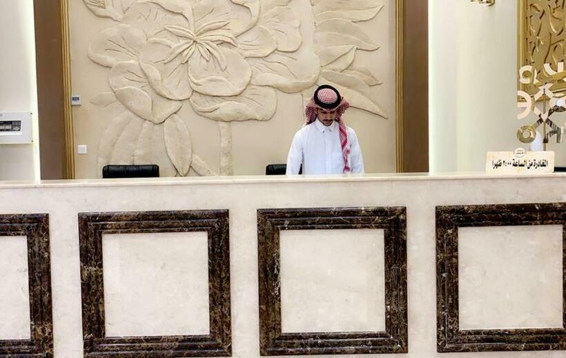 فندق برج الأعمال