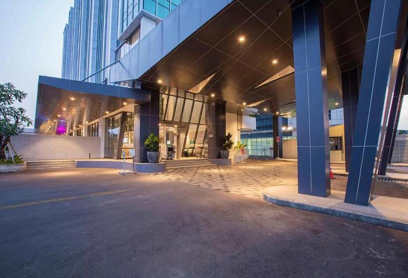 هتل The 1o1 Jakarta Airport Cbc