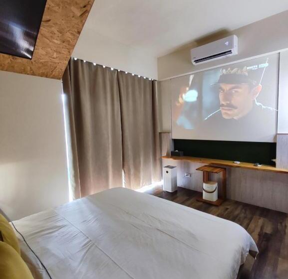 هاستل 棚棚屋室內帳篷民宿inn