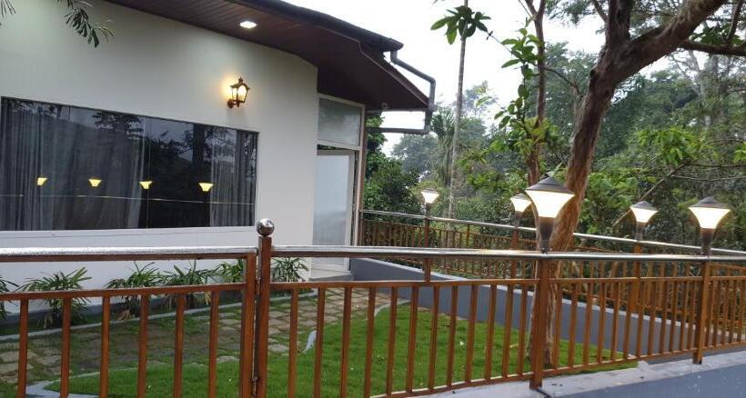 مبيت وإفطار Misty Bush Munnar