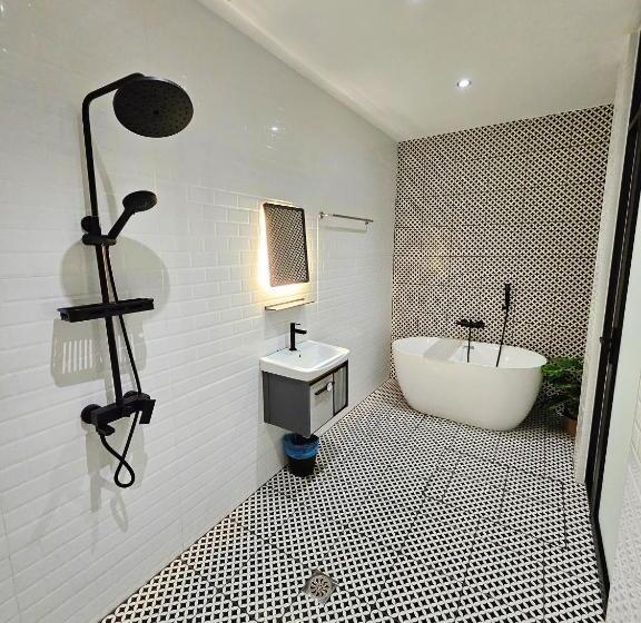 הוסטל Georgetown Inn By Sky Hive