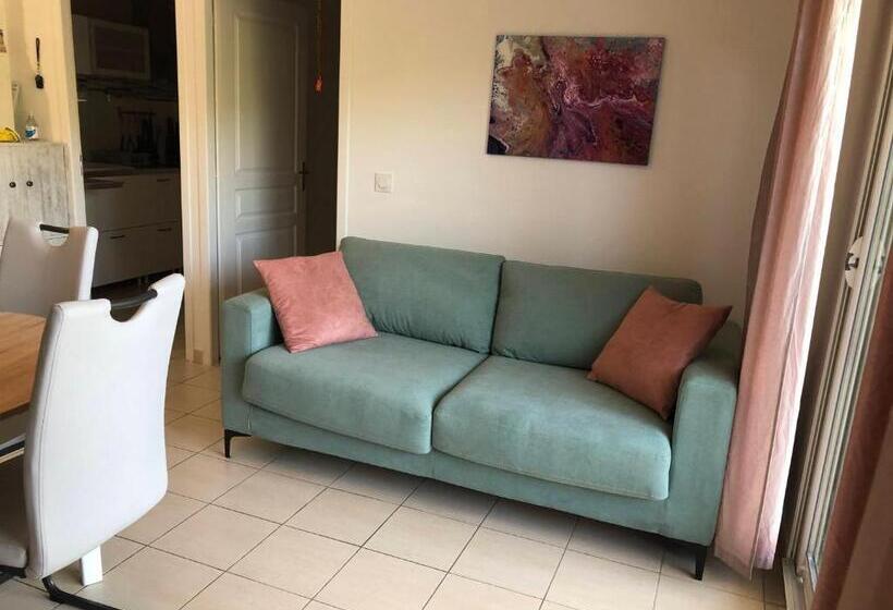 Appartement Entre Lac Et Mer Avec Piscine