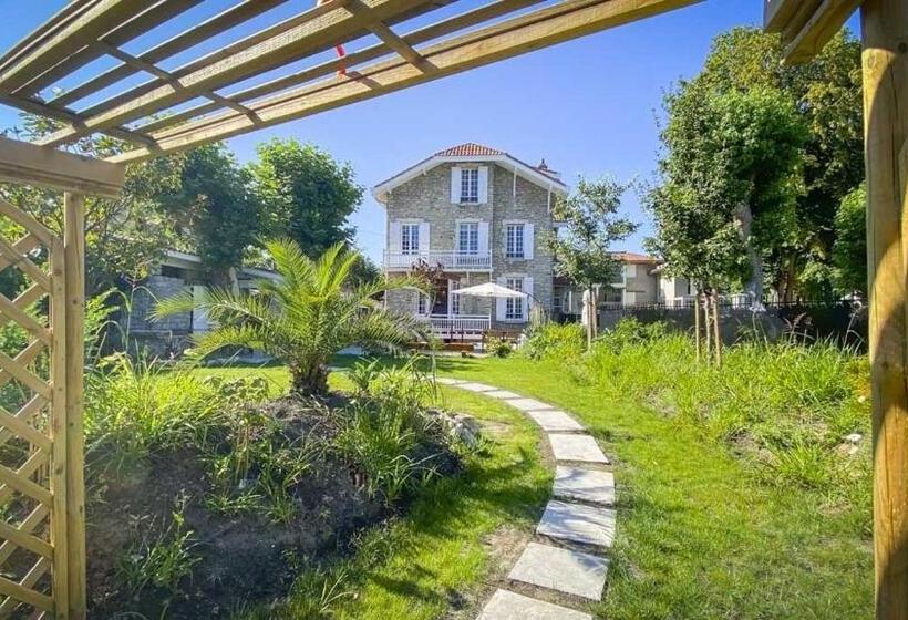 تختخواب و صبحانه Villa Ajna Bayonne