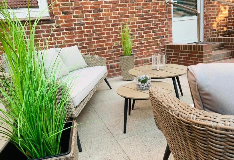 Feddersen Living Kernsanierte Ferienwohnungen   Gemütlich   Netflix   Voll Ausgestattet   Zentral