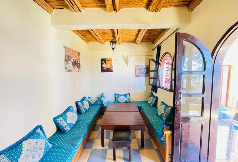 پانسیون Dar Boujdaa