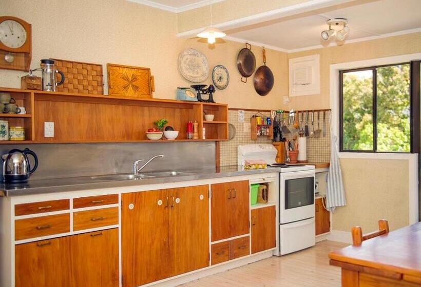 Vintage Pohutukawa   Whangamata Bach