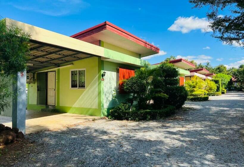 Bed and Breakfast ขวัญใจรีสอร์ท