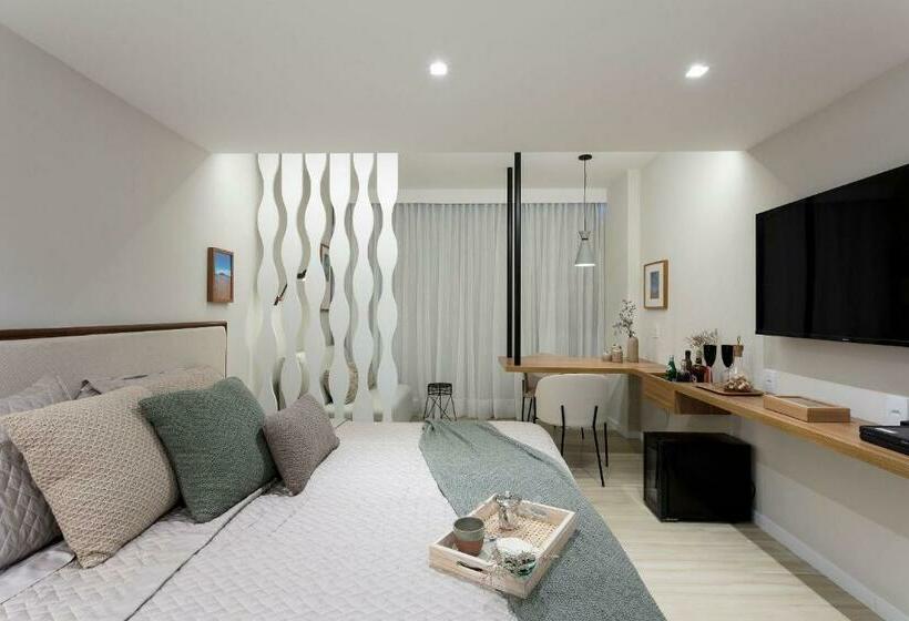 Sol Victoria Marina Flat