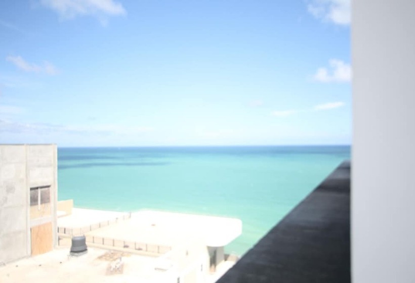 Seastays Apartments