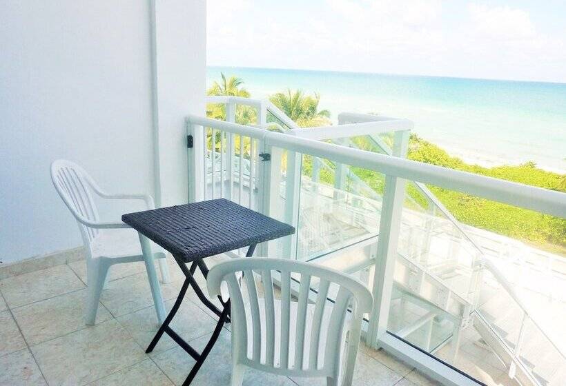 Seastays Apartments