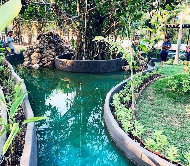 تختخواب و صبحانه บ้านเดอะเมาเท่น By The Mountain Ozoneบ้านโอโซนขุนเขาแก่งกระจาน