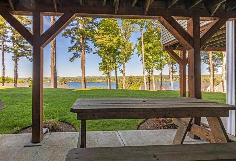 Happy Hideaway