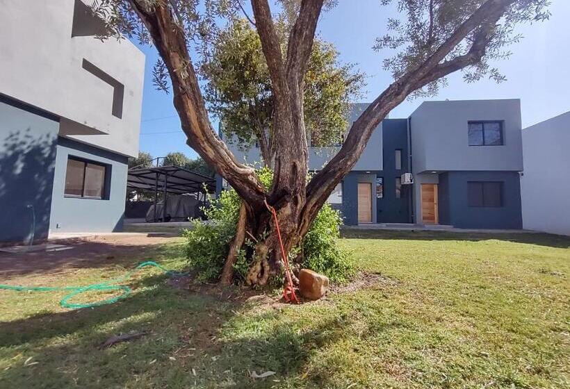 Complejo Claret, Departamentos A Metros De Sanatorio Allende Y Hospital Privado Cerro