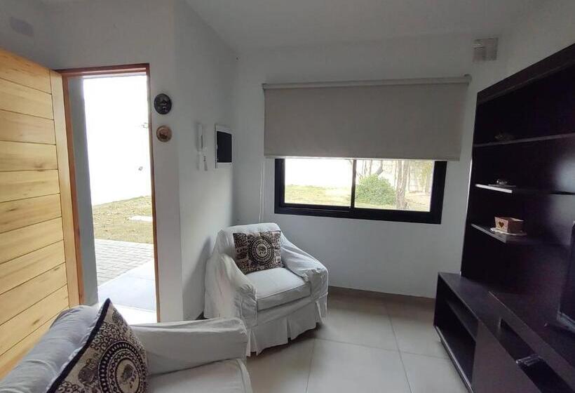 Complejo Claret, Departamentos A Metros De Sanatorio Allende Y Hospital Privado Cerro