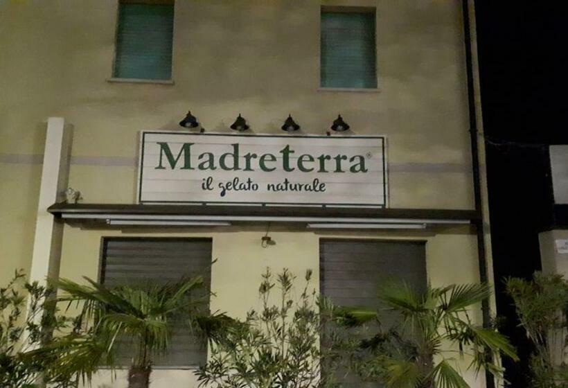 هاستل ..per Il Sirio