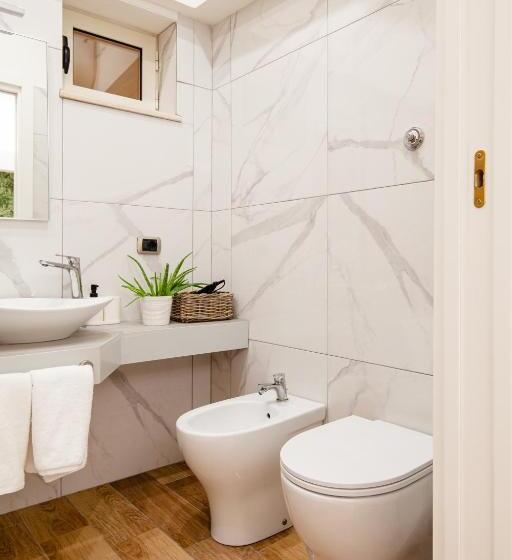 تختخواب و صبحانه Pompei Plaza