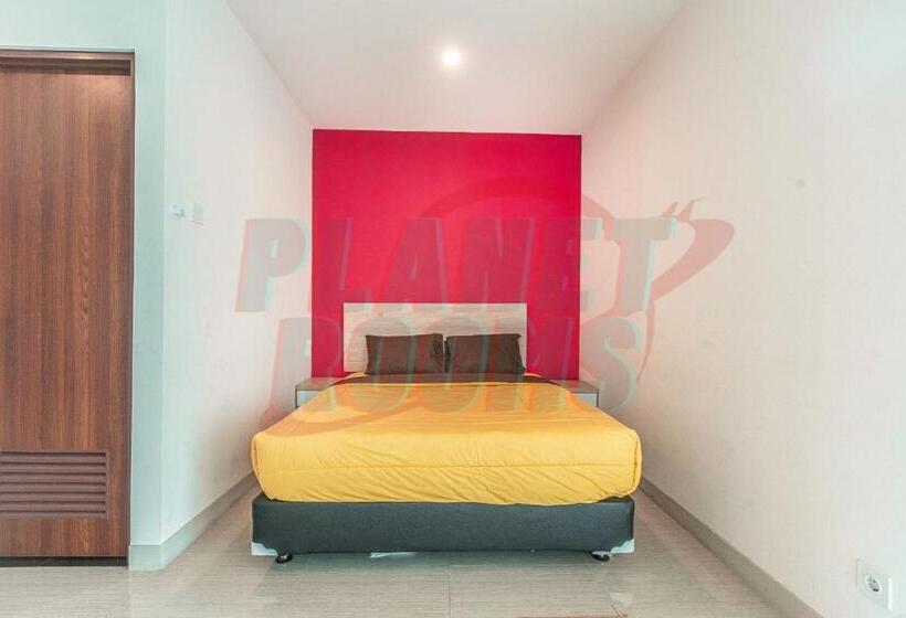 هتل 8rooms At Grand Kamala Lagoon