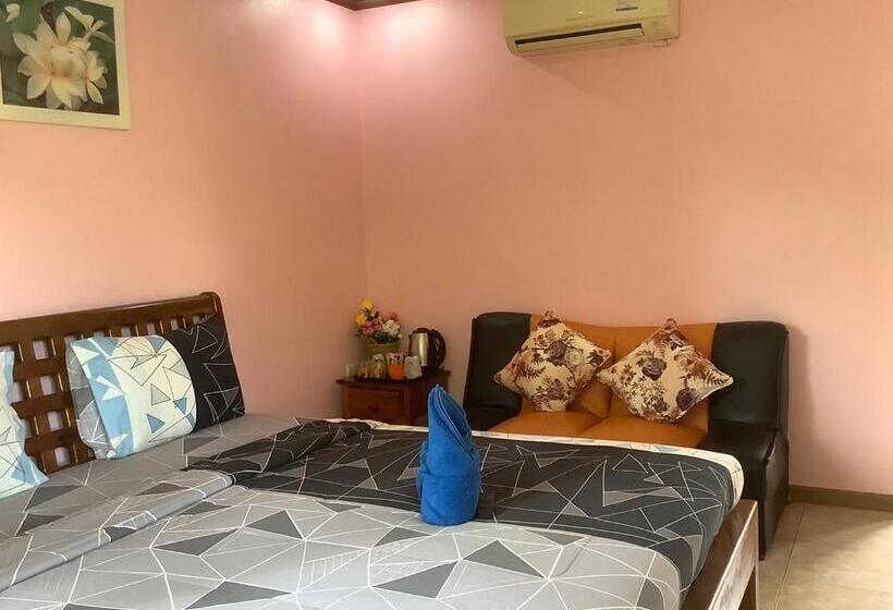 فندق Mossman House