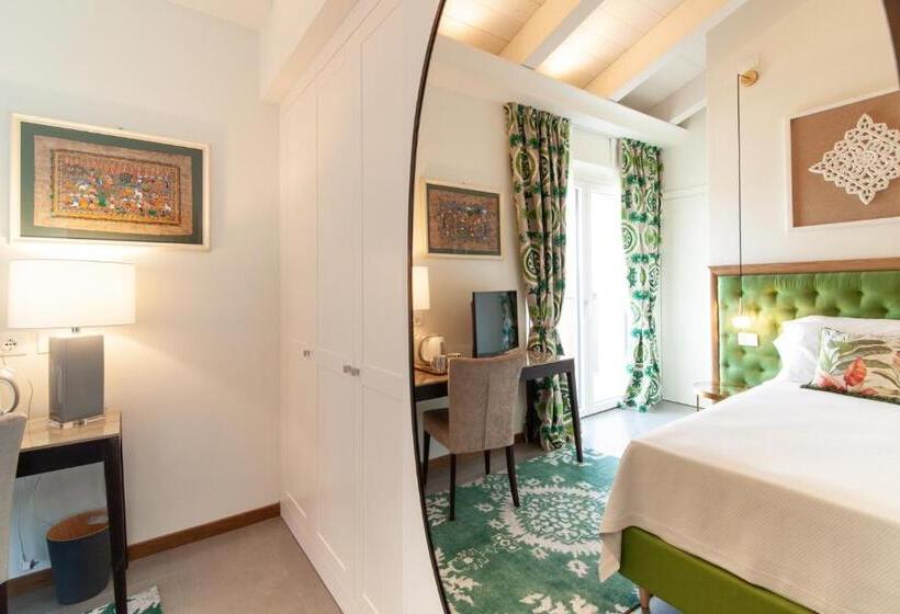 هتل Villa Francesca Relais