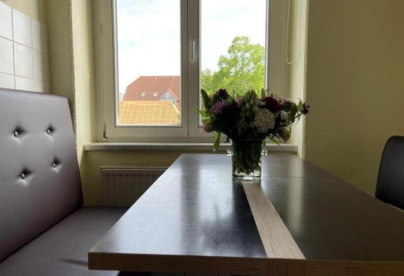 Moderne Ferienwohnung In Der Dresdner Neustadt