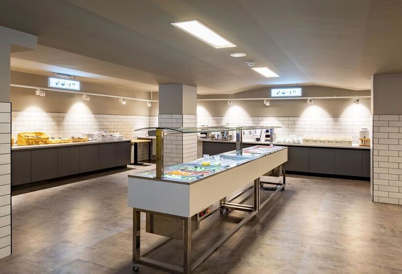 فندق a&o Stuttgart City