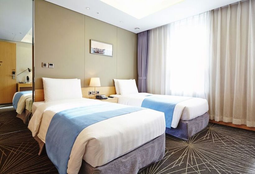 Days Hotel By Wyndham Seoul Myeongdong