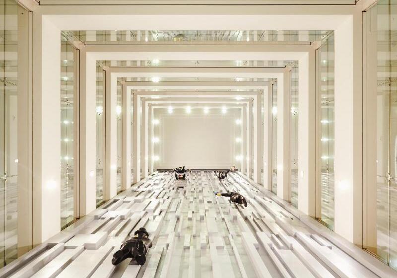 Days Hotel By Wyndham Seoul Myeongdong