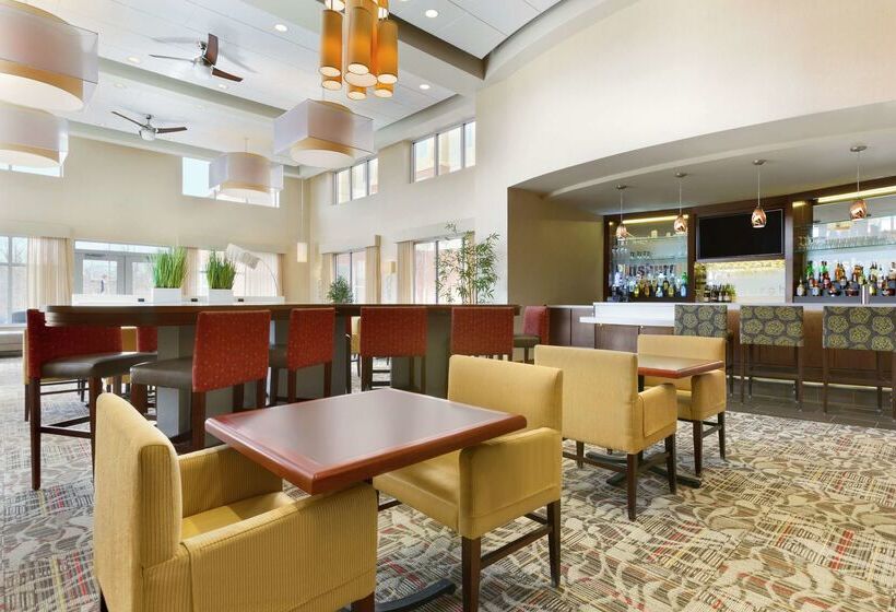 בית מלון כפרי Homewood Suites Pittsburgh Airport