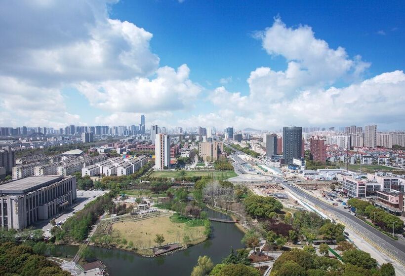 فندق Longqi Jianguo