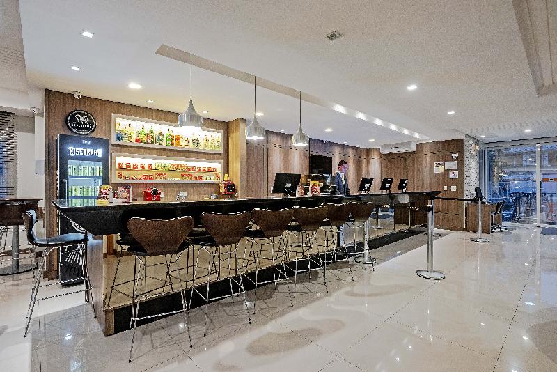 בית מלון כפרי Slim Curitiba Av Das Torres