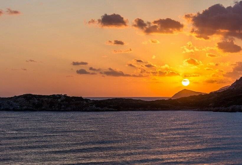 هتل Talea Beach