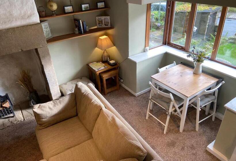 Calderside Cottage