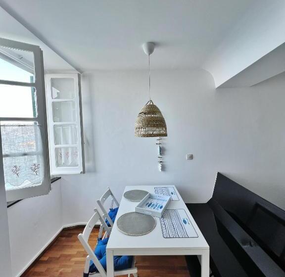 Un Terrazzino Sul Lungomare