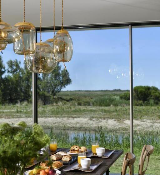 تختخواب و صبحانه Mas Du Couvin, Maison D Hôtes En Camargue