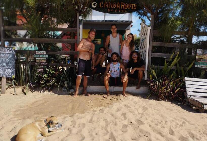 هاستل Canoa Roots Camping