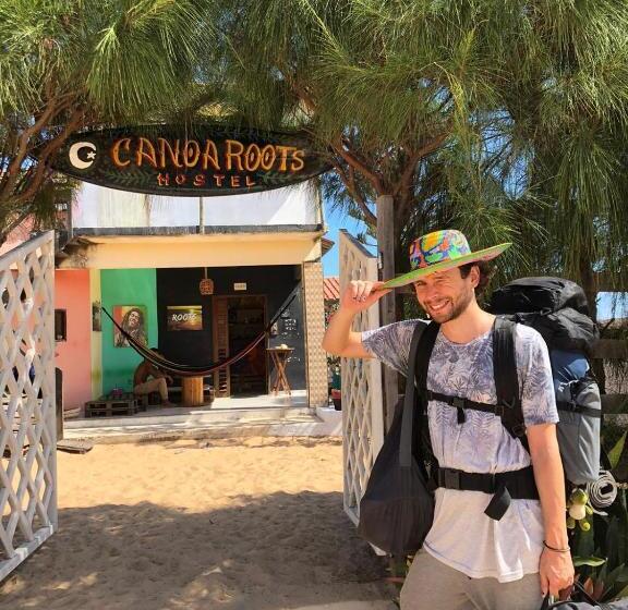 هاستل Canoa Roots Camping